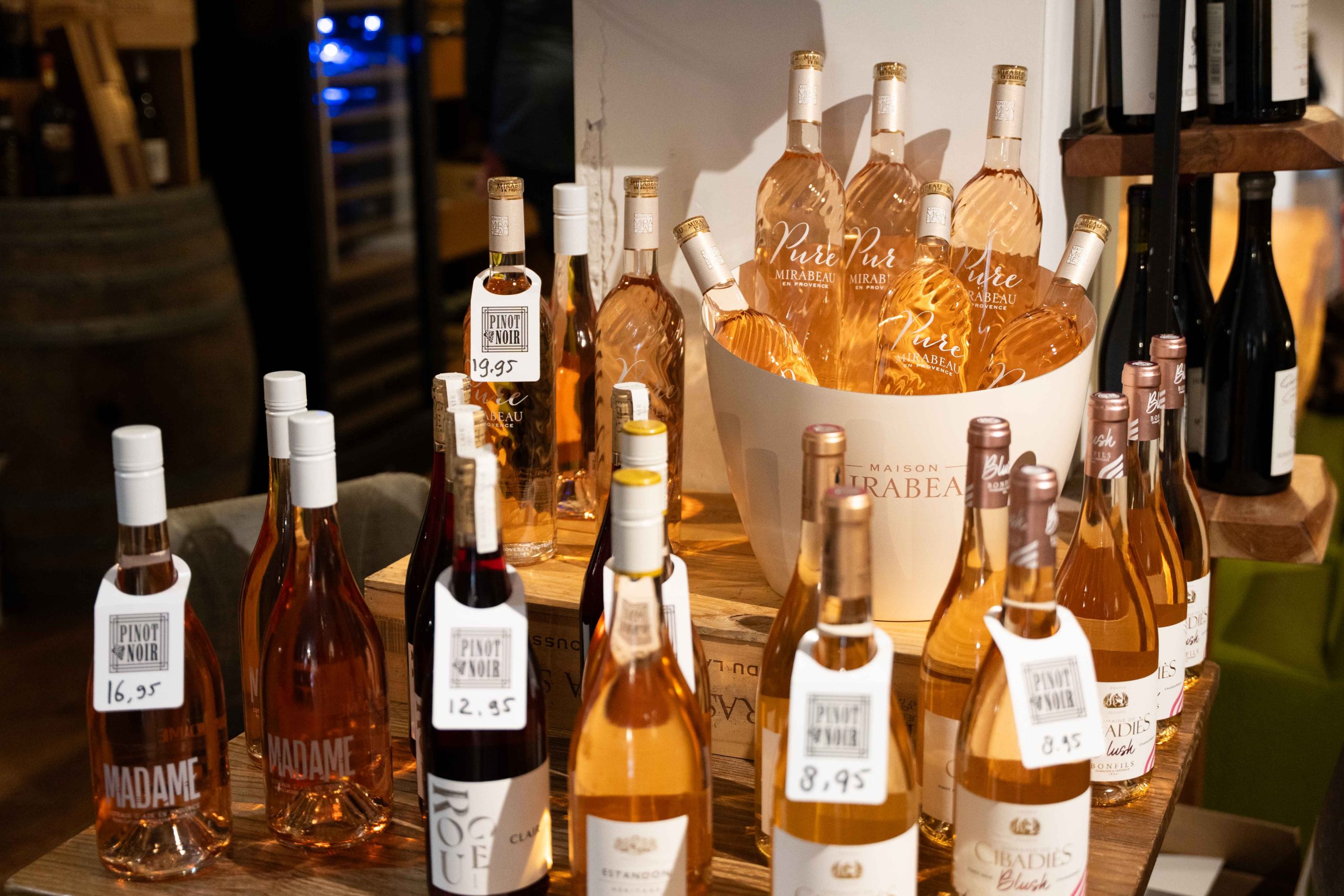 Opstelling assortiment Pinot & Noir Leiden